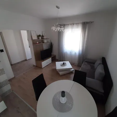 Prázdninový dům Karlo *